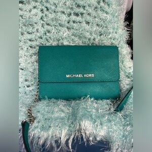 Micheal Kors Teal crossbody EUC
